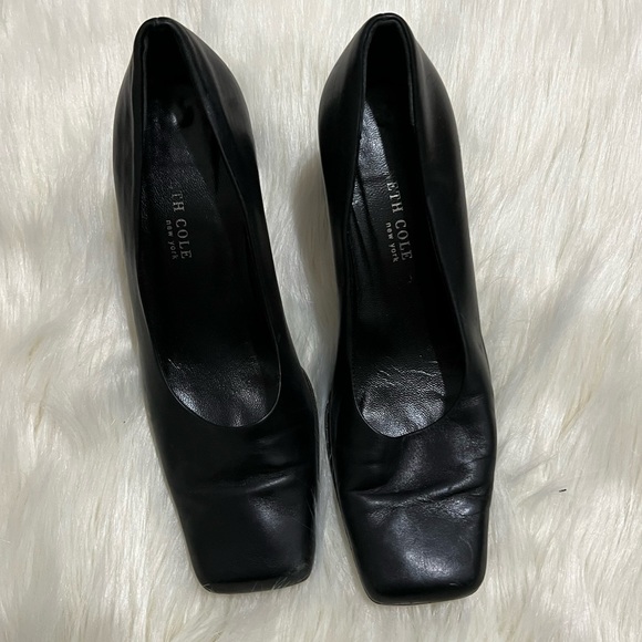 Kenneth Cole Italian Leather sleek shoes, square toe, 6 1/2 - Picture 1 of 5